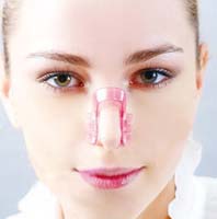 فرم دهنده و کوچک کننده بینی نوز آپ nose up